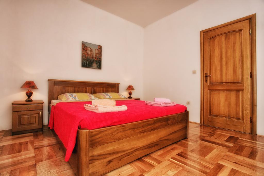 B&B Apart Hotel Pastrovski Konak Sveti Stefan Zimmer foto